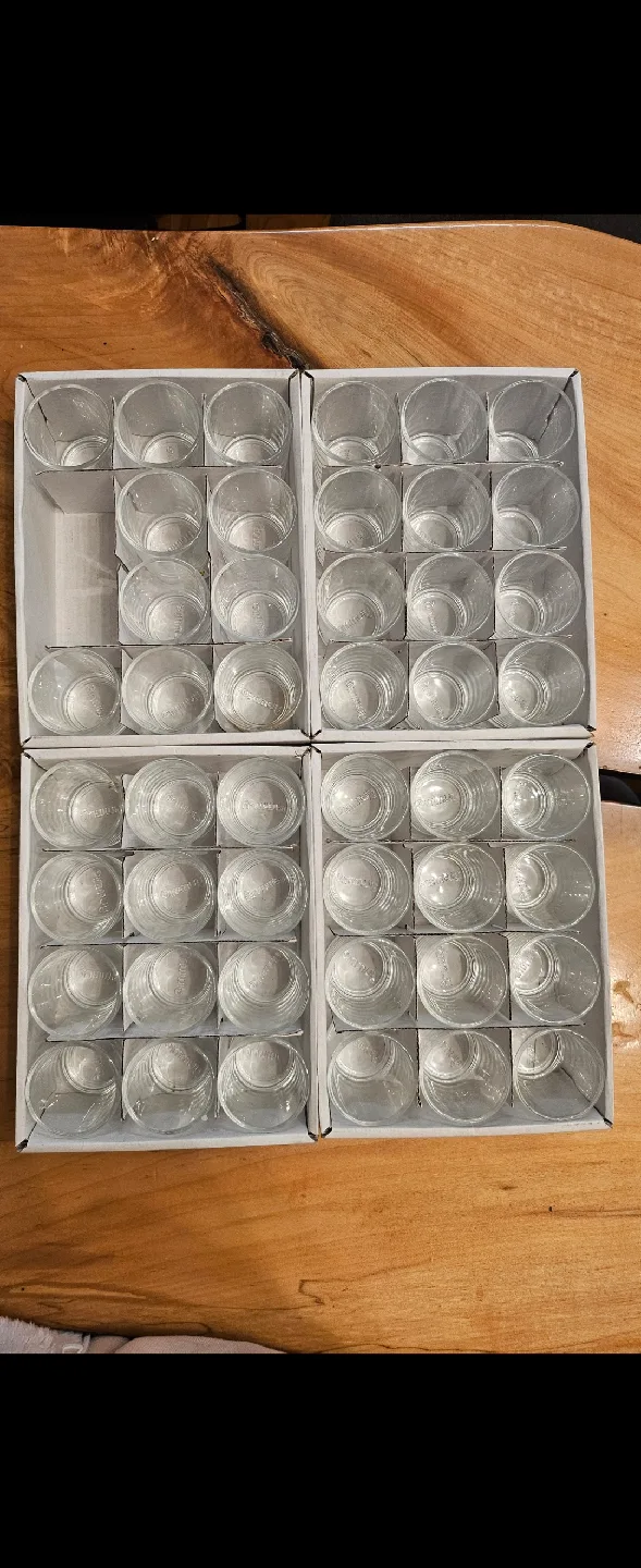 Yummi Candle + Holders for wedding image indicator(3)