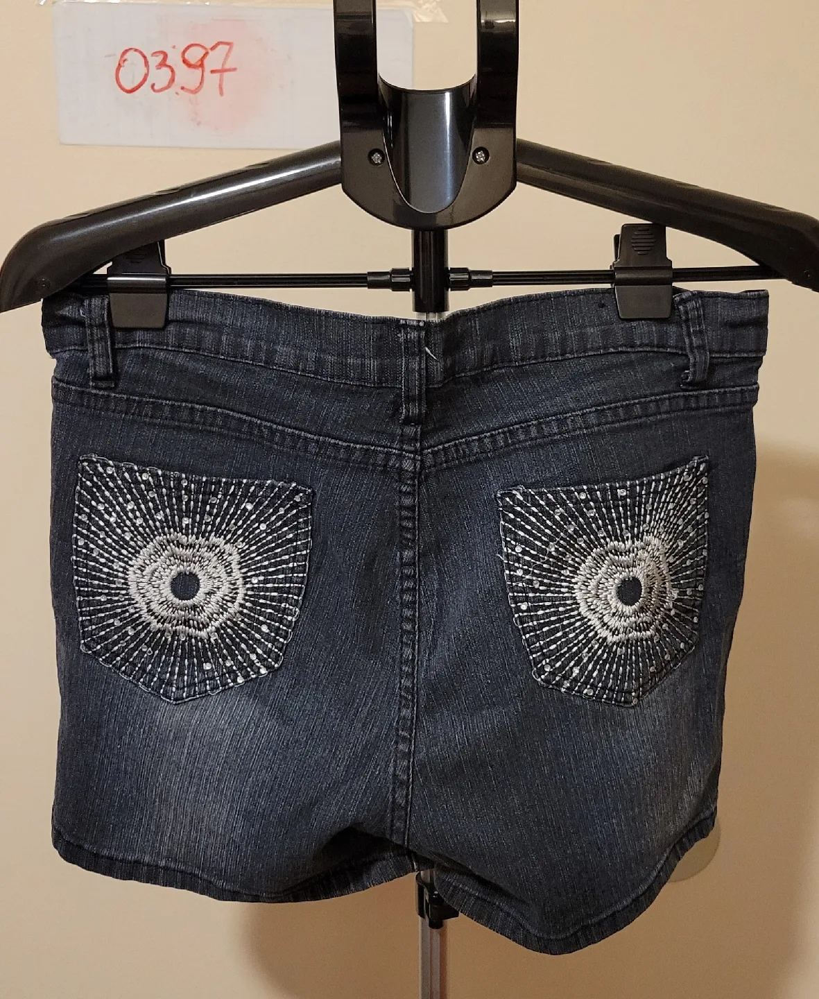 V17 Jeans Denim Shorts Size 13/14 (0397) image indicator(2)