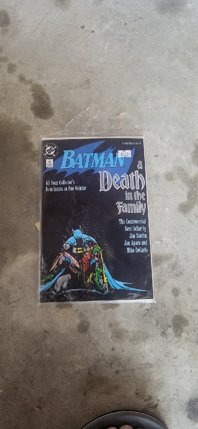 Batman: A Death in the Family Comic Book