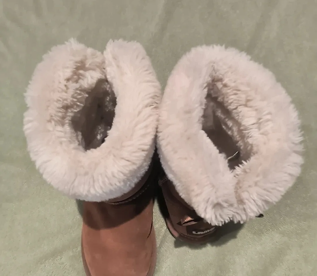 Lamo Brown Boots Size 2 image indicator(2)