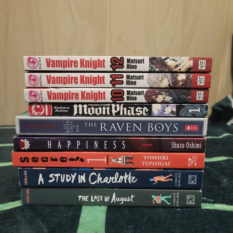 Manga Lot and Book lot: Vampire Knight, Moon Phase +