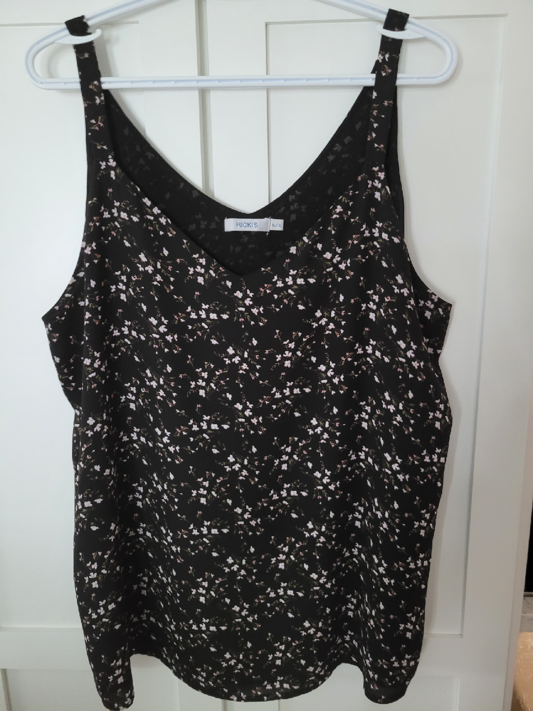 RICKI'S Black Floral Tank Top - XL