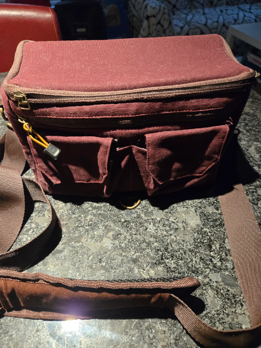 Brown Camera Bag image indicator(2)