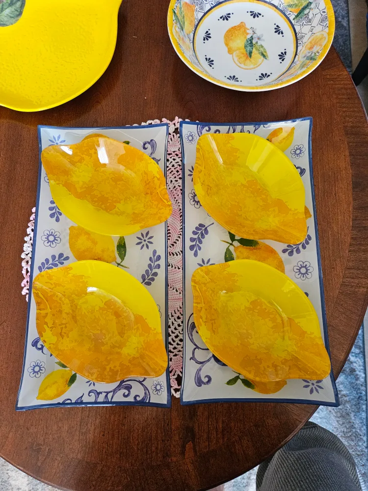 Lemon-themed Plates and Bowl Set image indicator(4)
