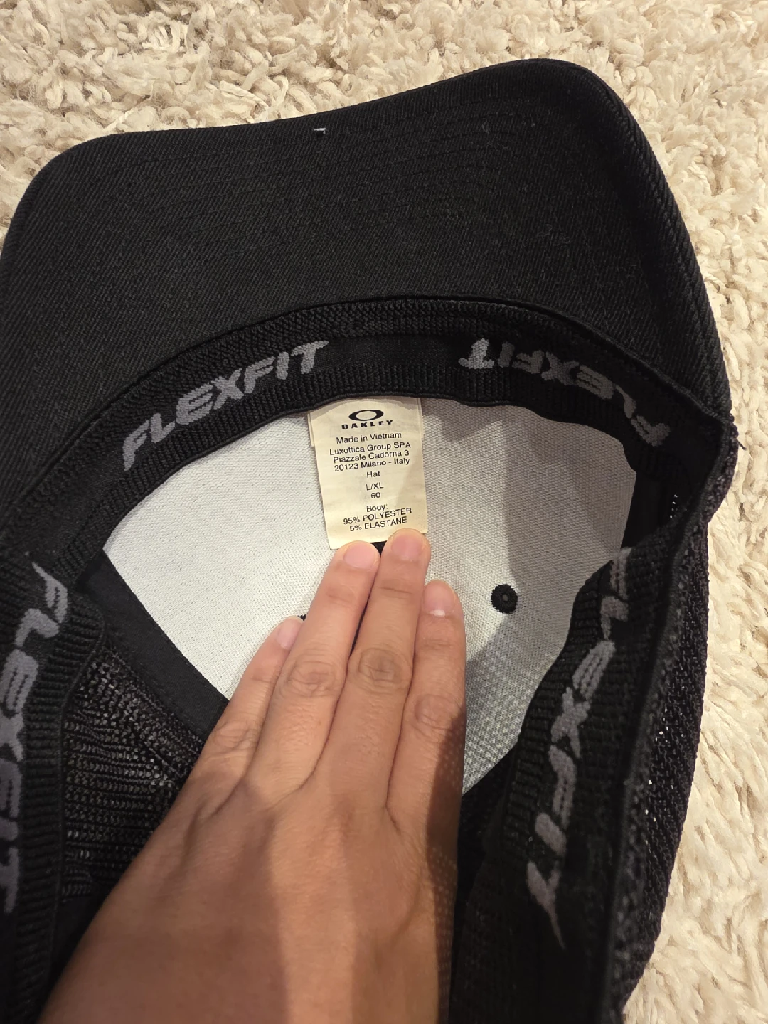 Oakley Flexfit Black Hat - L/XL - photo 3