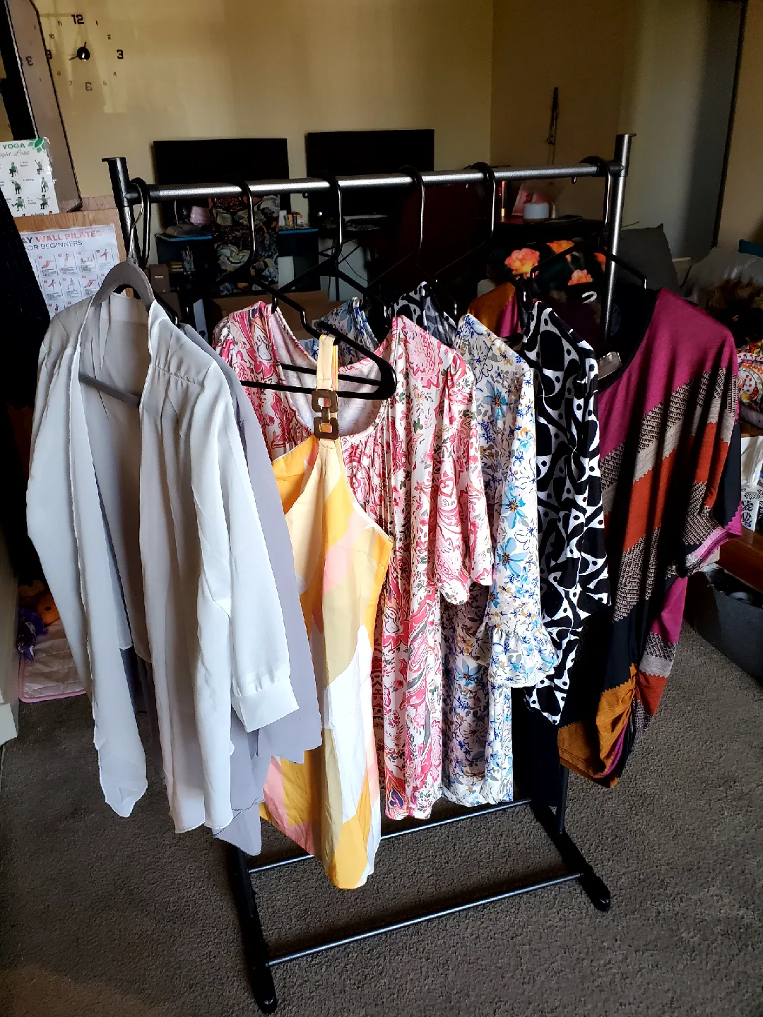 15 Women's X LARGE and  LARGE .Shirts.Mos8jt Brand new! image indicator(8)