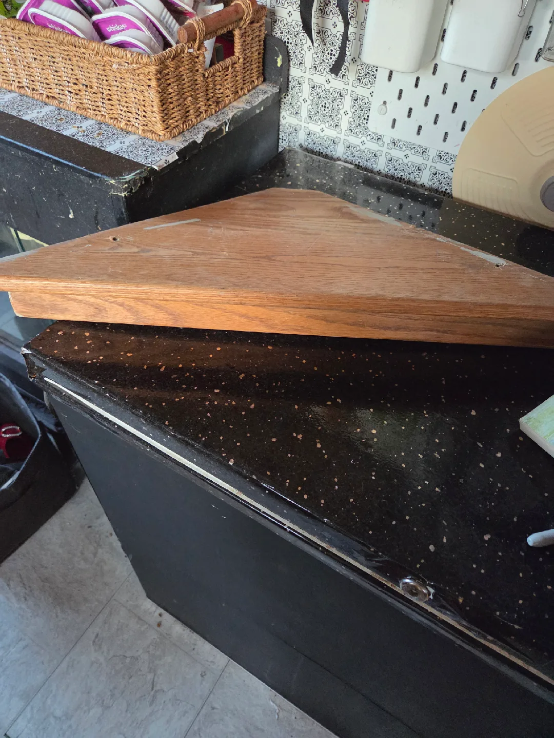 Wooden Corner Shelf thumbnail