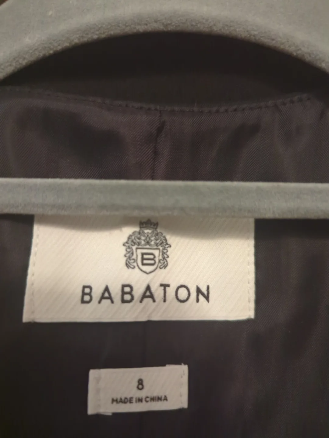 Babaton Aritzia Black Vest - Size 8 image indicator(3)