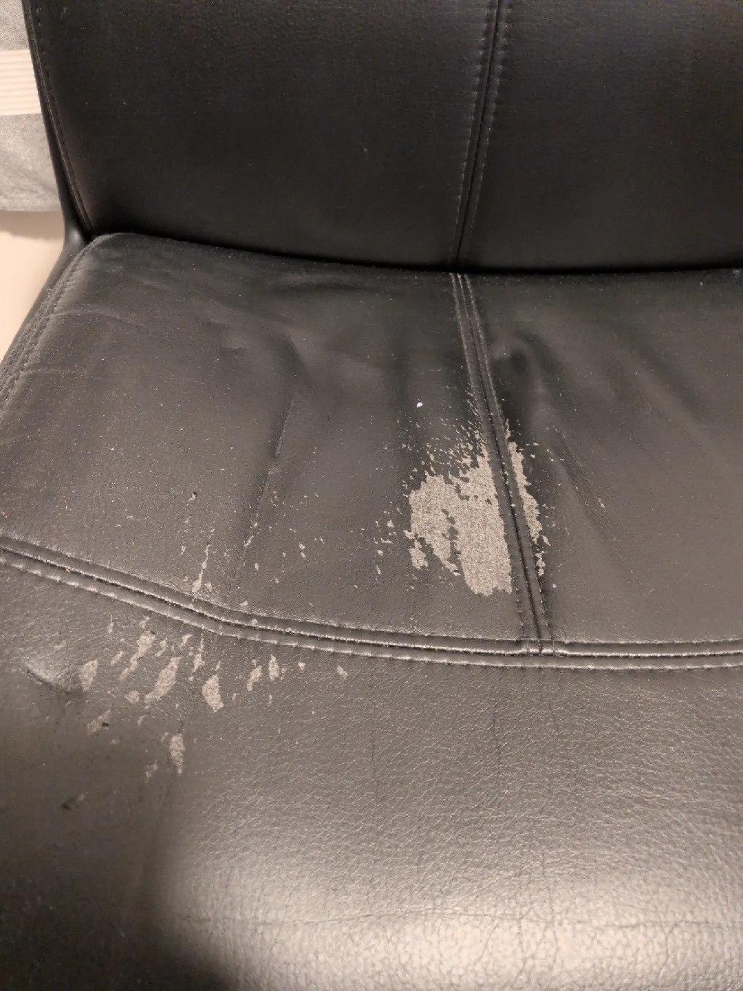 Black Office Chair - Some Wear image indicator(4)