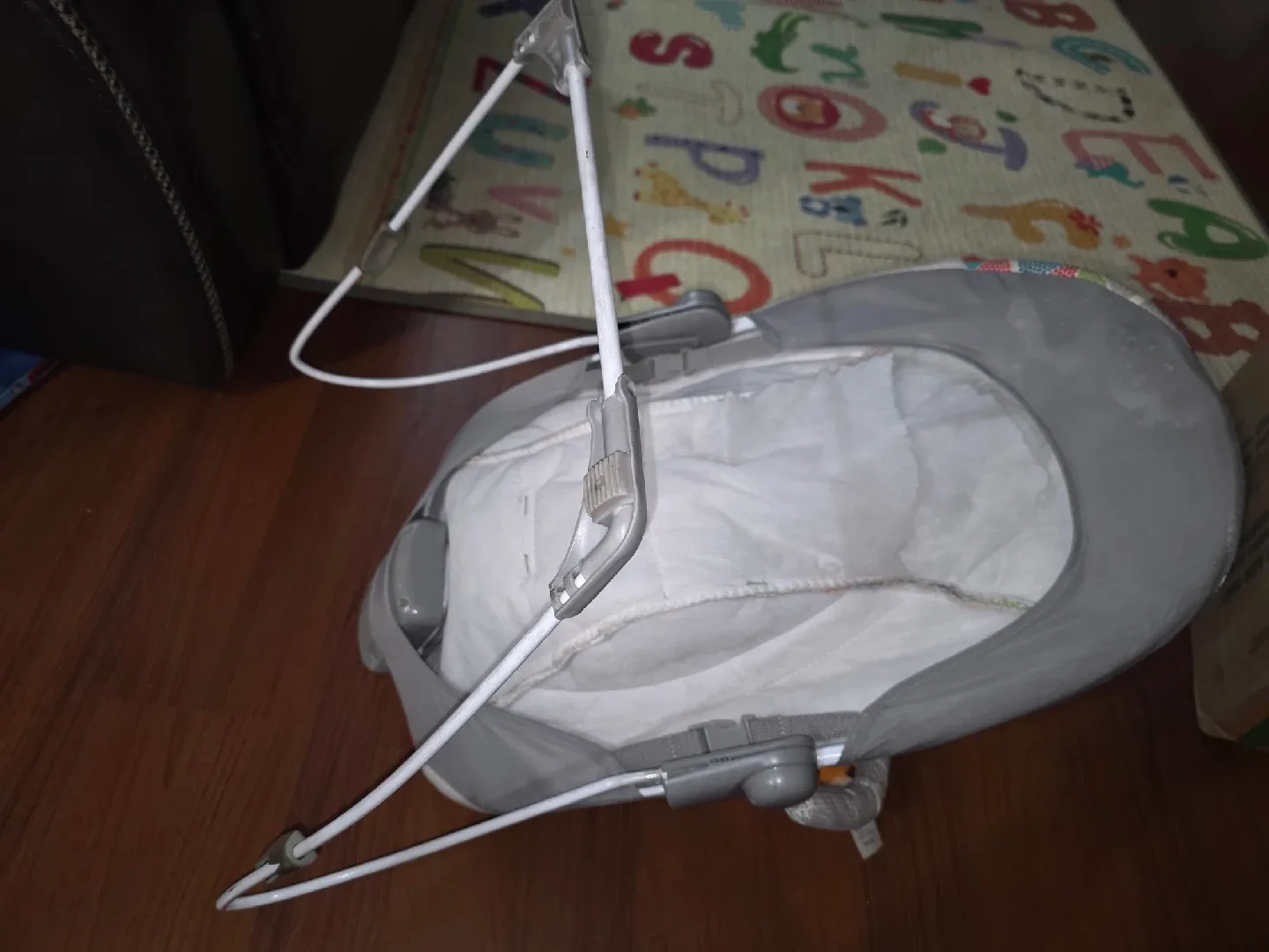 Bright Starts Baby Bouncer image indicator(3)