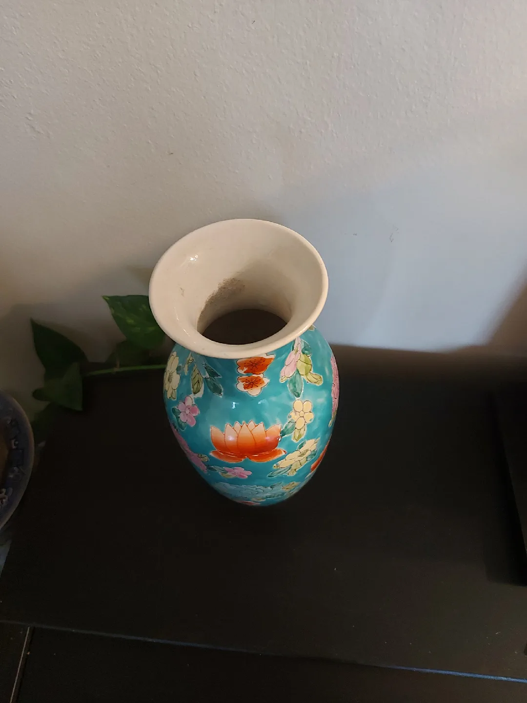 Floral Vase - Made in Beijing image indicator(2)