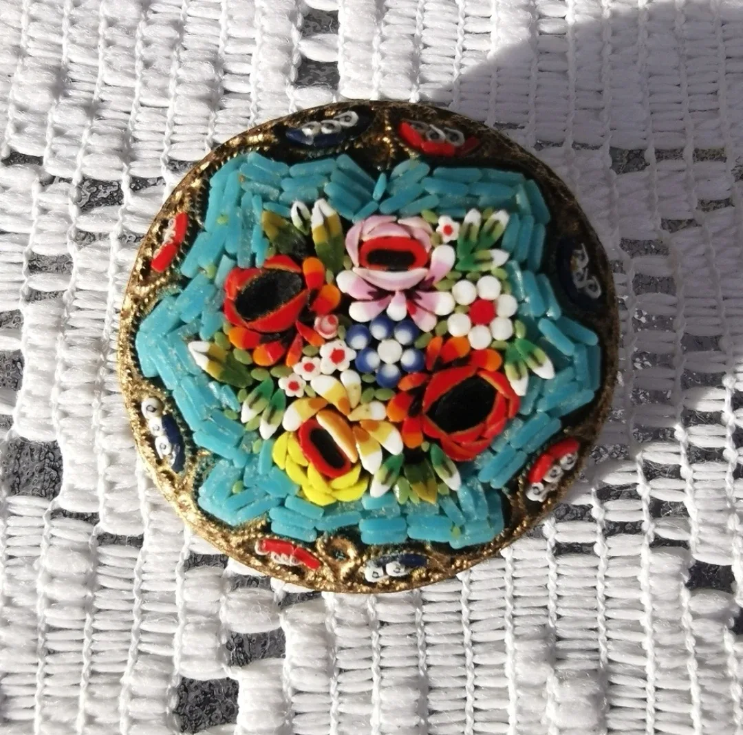 Vintage Micromosaic Pin Brooch image indicator(2)