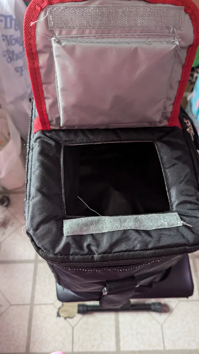 Polar Pack Black Insulated Cooler Bag image indicator(3)