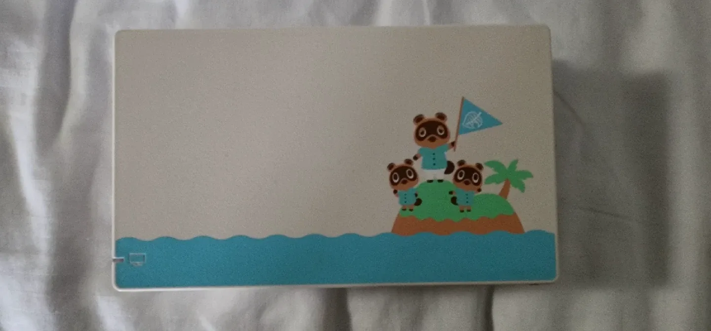 New Nintendo Switch Animal Crossing Edition image indicator(2)