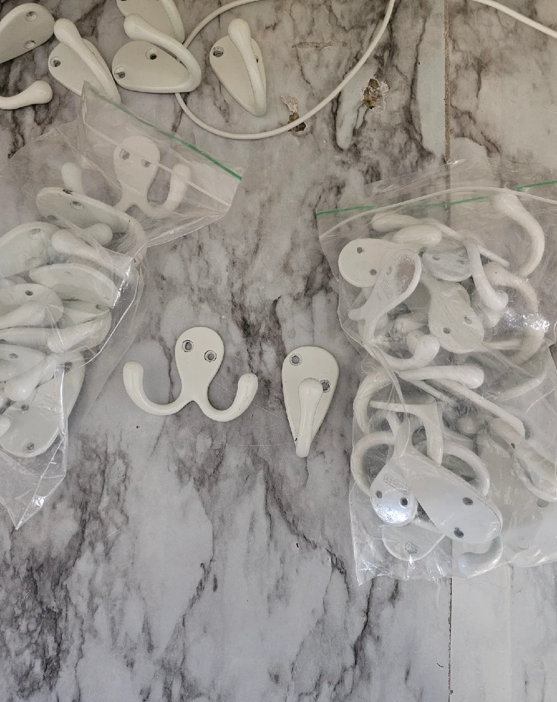 White Metal Wall Mounted Hooks image indicator(4)