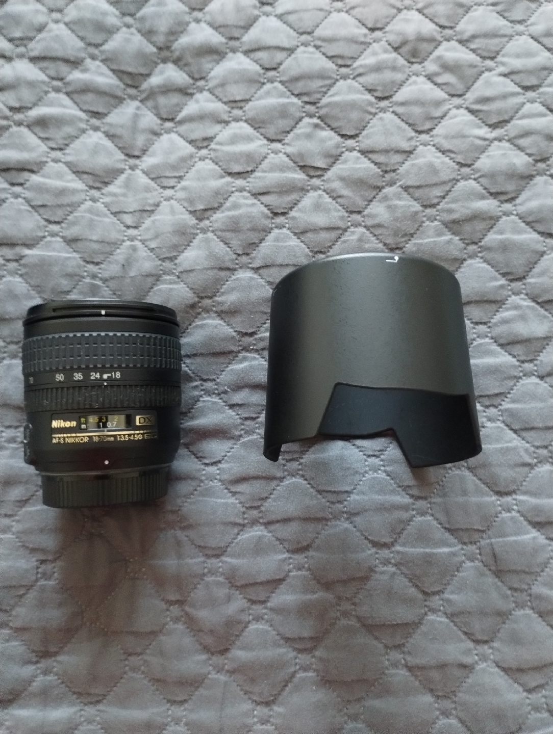 Nikon AF-S Nikkor 18-70mm Lens - photo 4