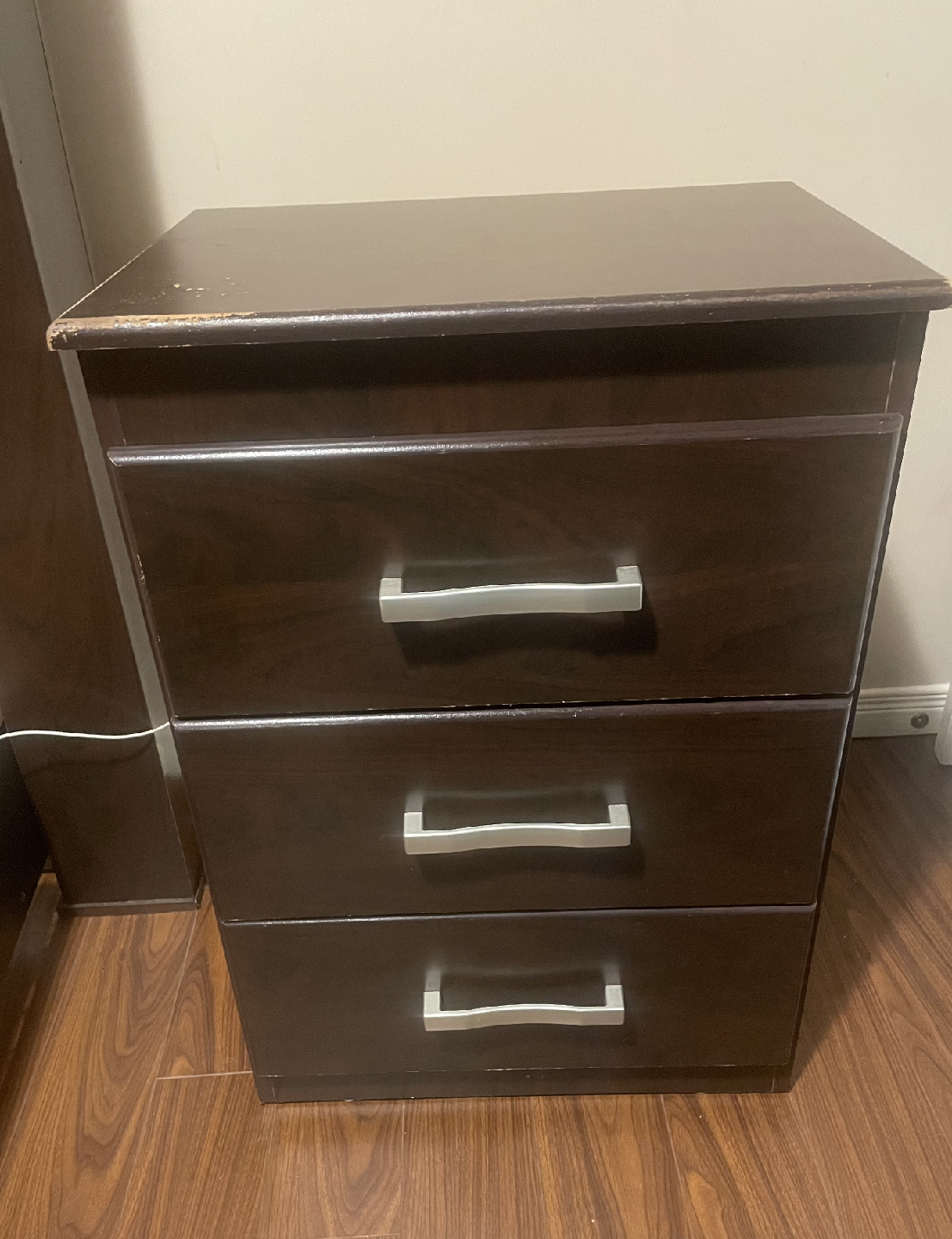 Dark Brown Queen Size Bed Frame & Nightstand - photo 3