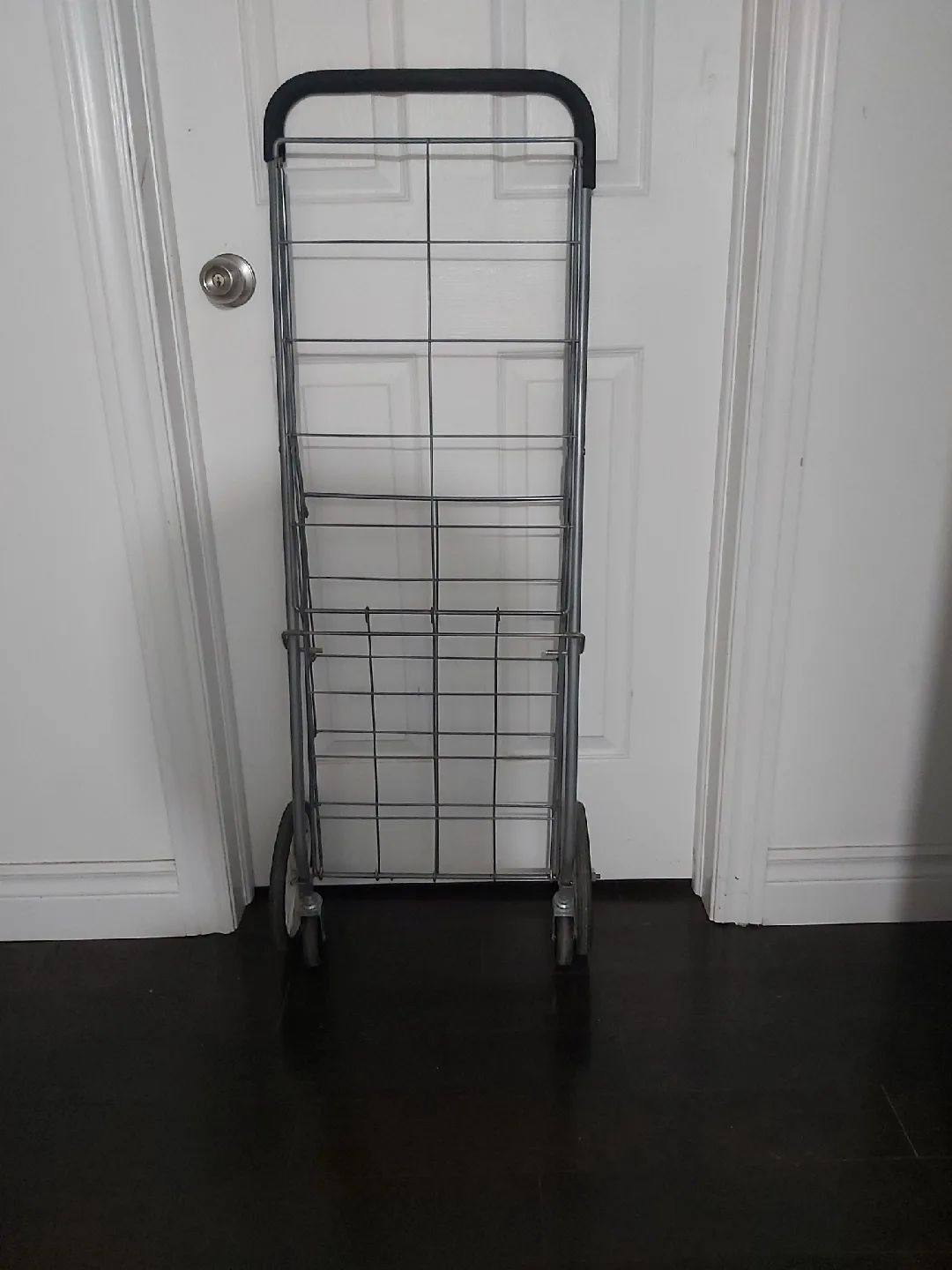 Folding Shopping Cart thumbnail