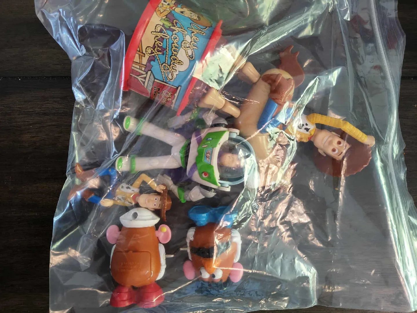 Toys action figures image indicator(9)