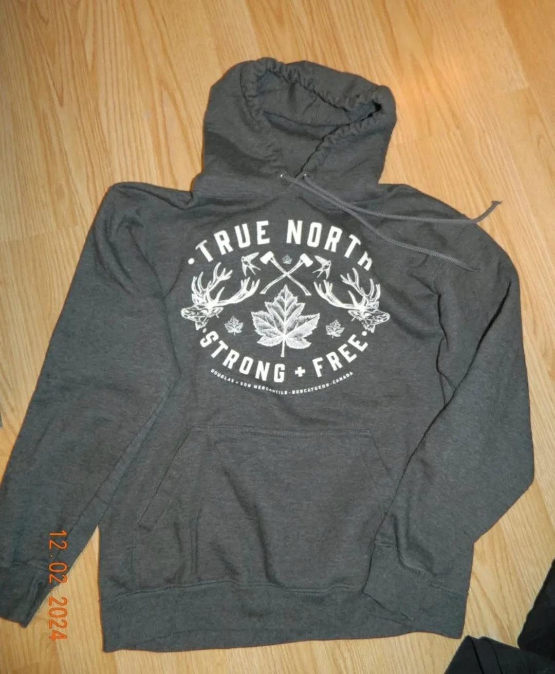 True North Strong & Free Grey Hoodie..size m thumbnail
