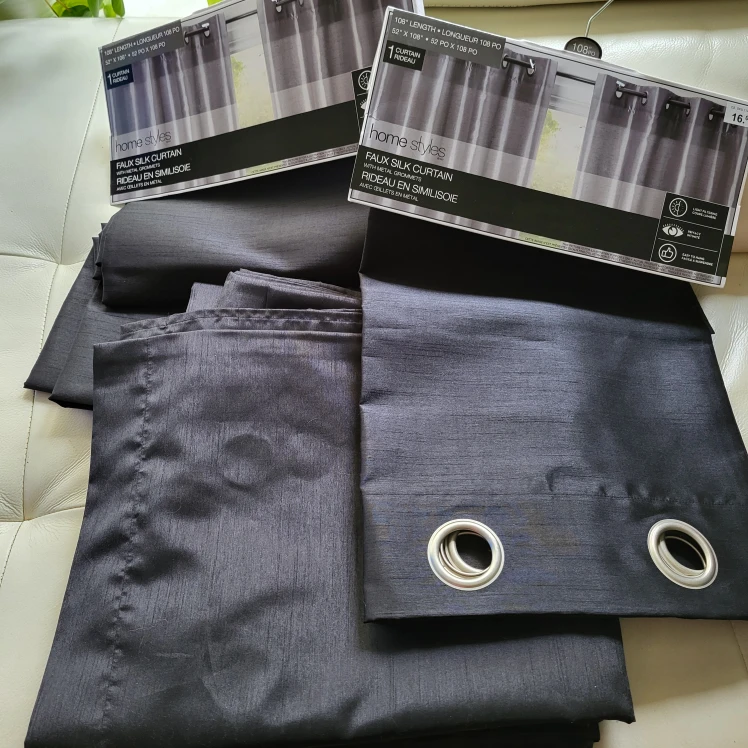 4 panels Home Styles Faux Silk Curtain - 52" x 108" - photo 3