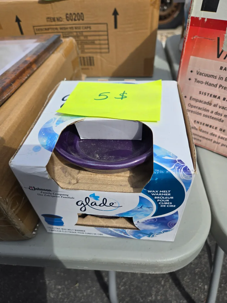 Glade Wax Melt Warmer, Master Chef Potato Prep, FunSicle Lounge image indicator(4)