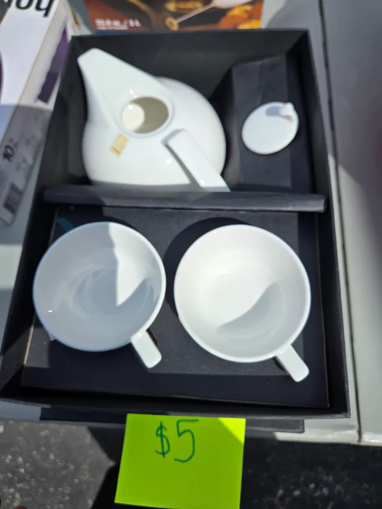 Glade Wax Melt Warmer, Master Chef Potato Prep, FunSicle Lounge image indicator(6)