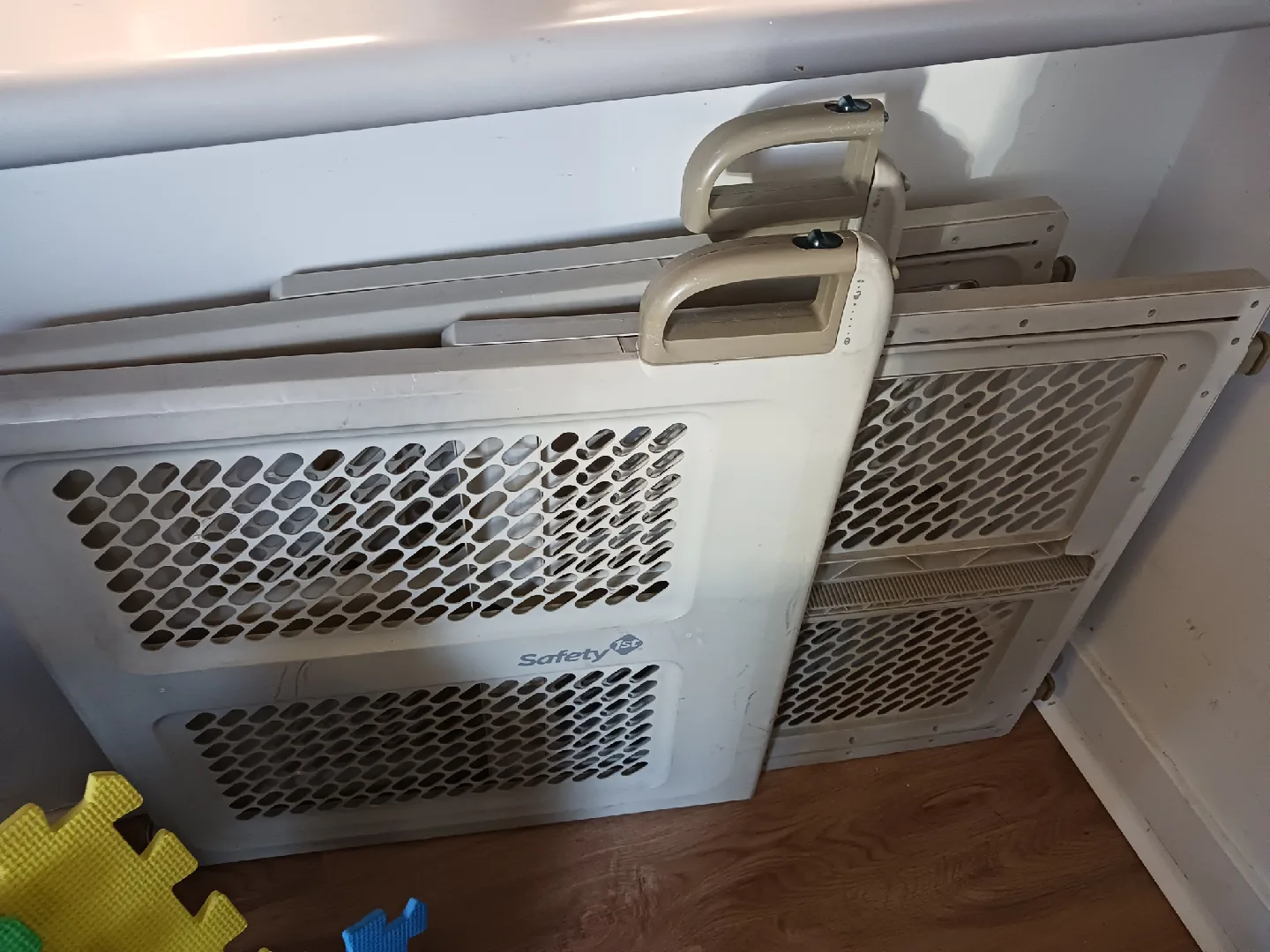 Safety 1st Baby Gate 2 thumbnail