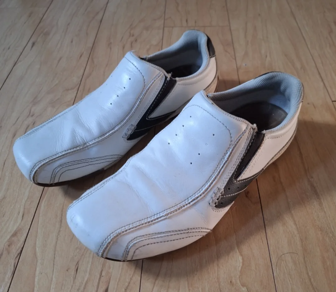 Skechers Leather Upper Slip-on Shoes - US 9.5 thumbnail