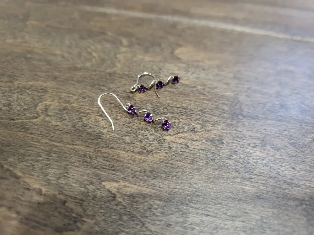 Brand New 10K White Gold Amethyst Earrings For Sale image indicator(5)