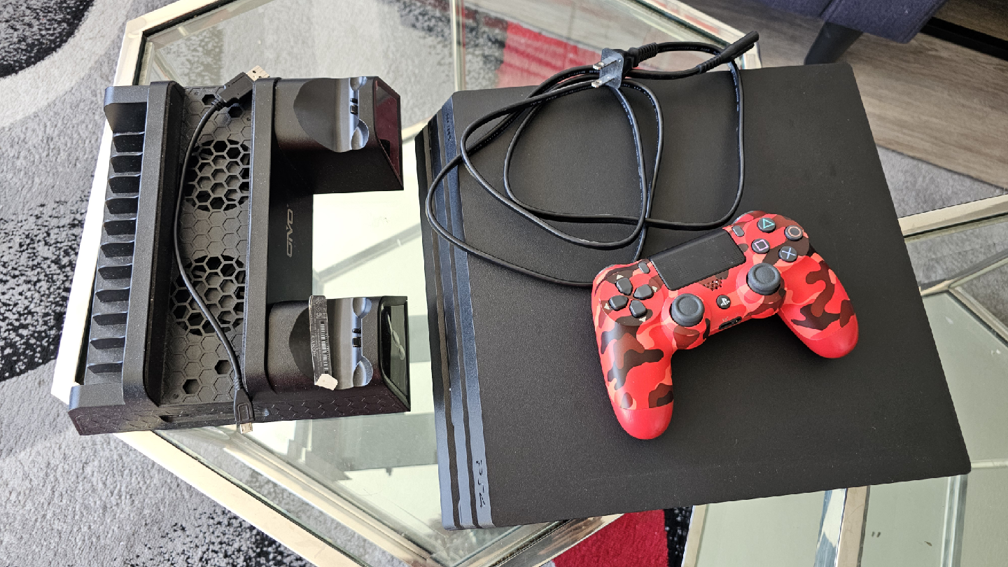 PlayStation 4 PRO, 1TB with Red Camo Controller & charging dock - photo 4