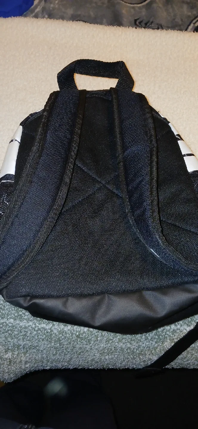 Nike Black & White Patterned Backpack image indicator(3)