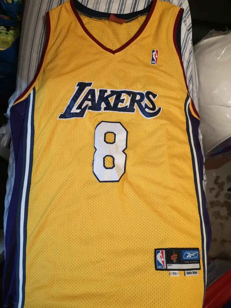 Reebok Lakers Bryant #8 Jersey, Size 50 image indicator(2)
