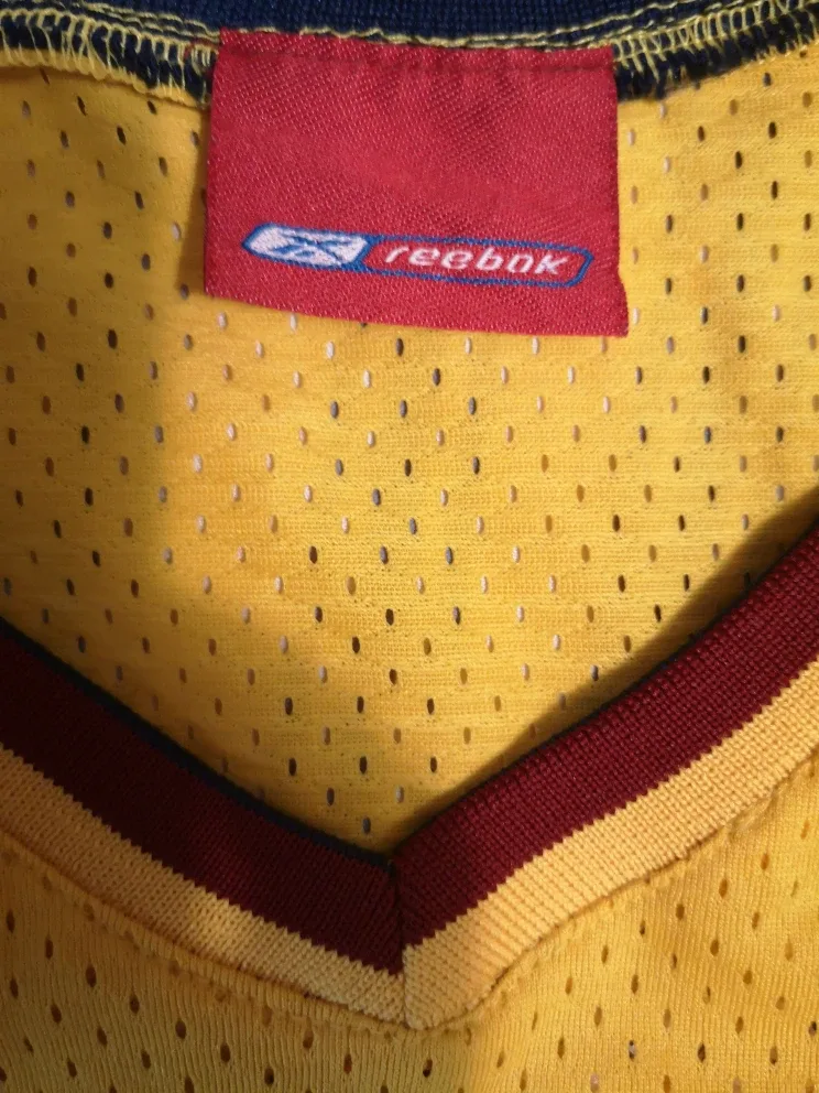 Reebok Lakers Bryant #8 Jersey, Size 50 image indicator(5)