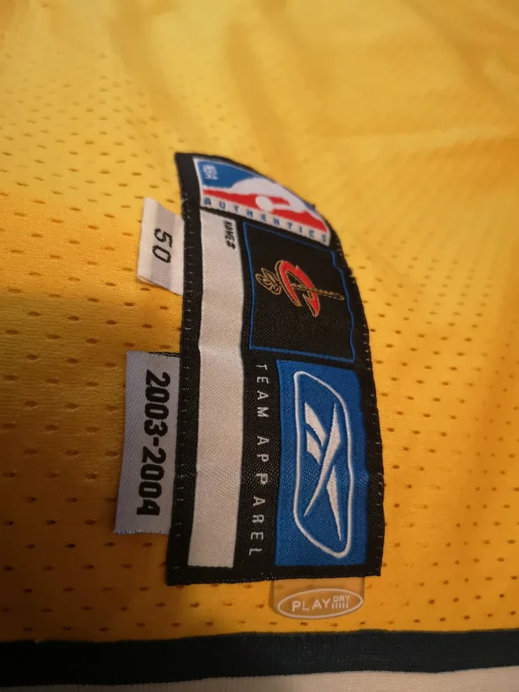 Reebok Lakers Bryant #8 Jersey, Size 50 image indicator(7)