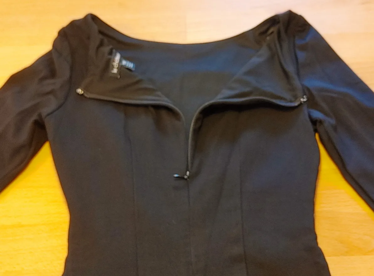 Le Chateau Black Dress - Size XXS image indicator(6)