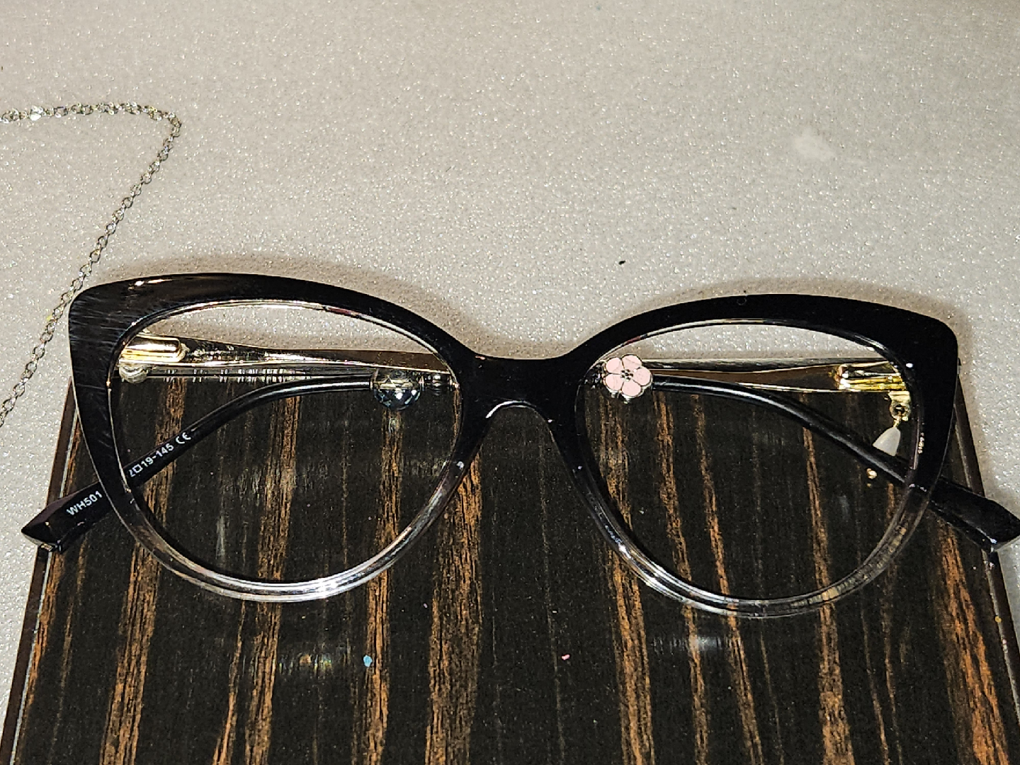 WH501 Black Cat Eye Glasses