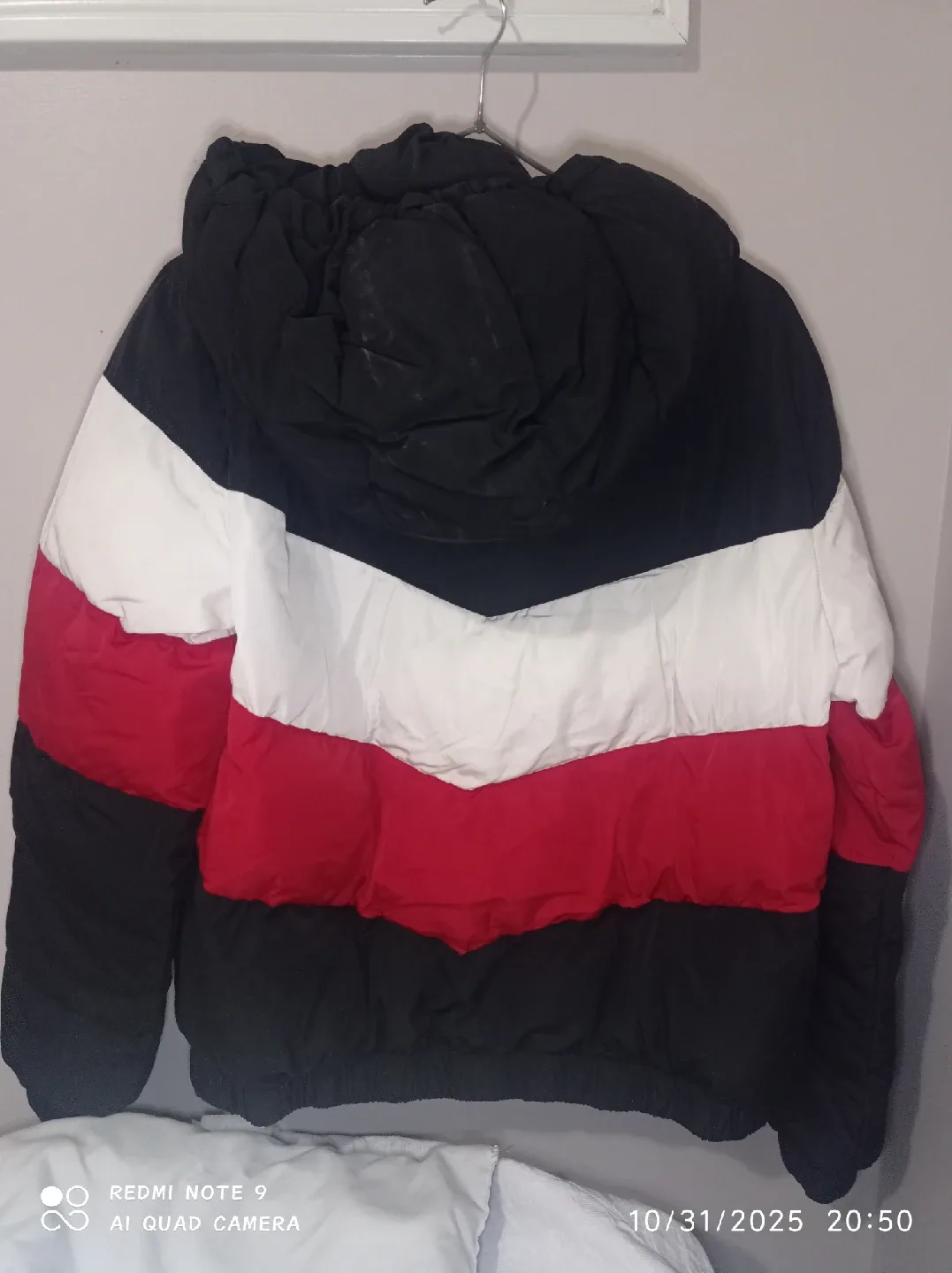 Garage Puffer Jacket - Black, White, Red image indicator(2)