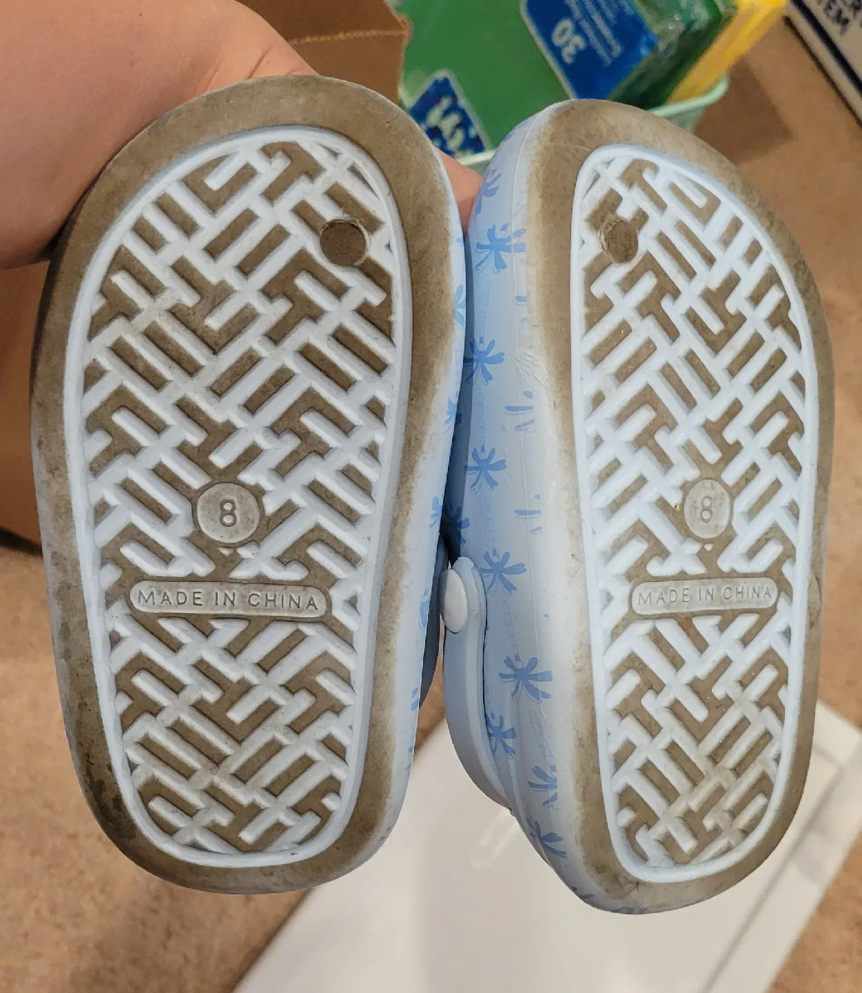 Bluey Clogs - Size 8 image indicator(4)