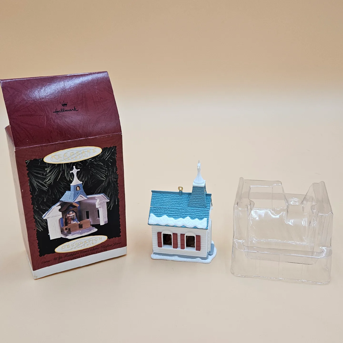 1996 Hallmark Ornament "Come All Ye Faithful" image indicator(4)