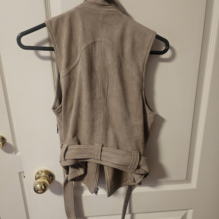 Guess XS Beige Faux Suede Vest - photo 2