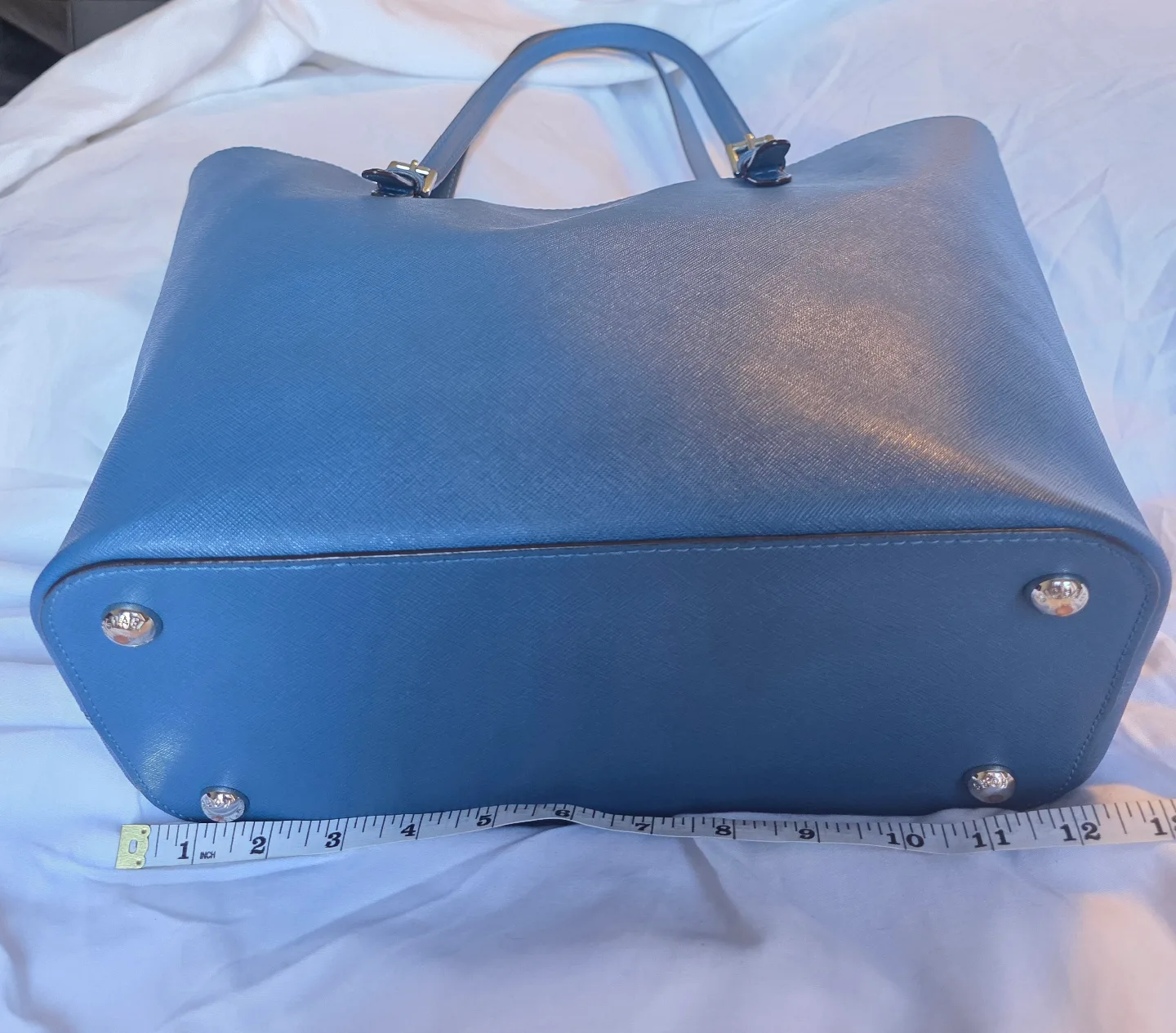 Michael Kors Blue Tote Bag image indicator(3)