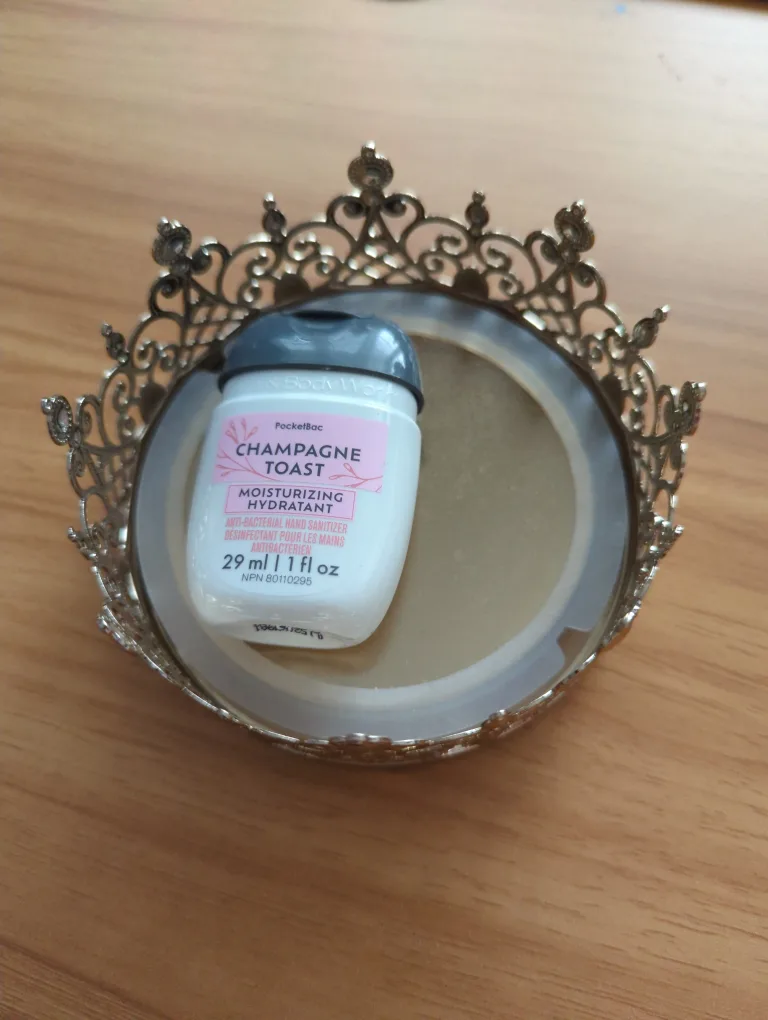 Silver Decorative Crown Trinket Dish image indicator(4)