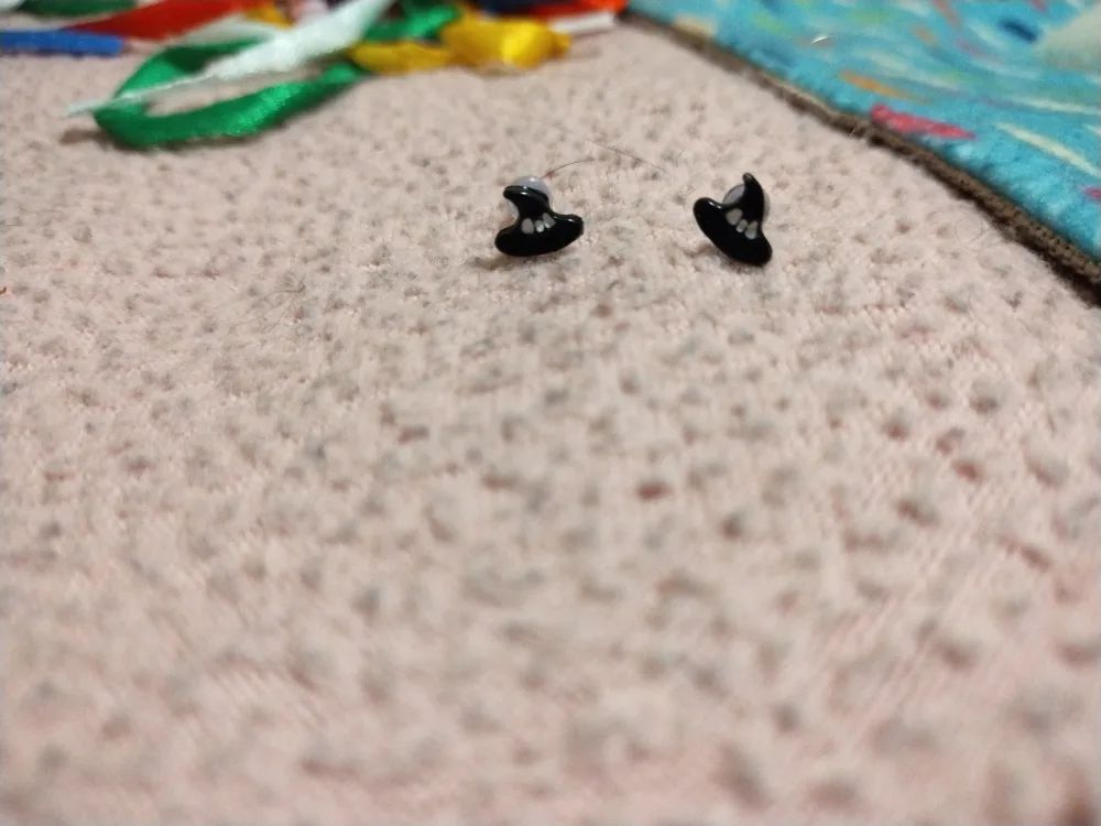 Witch Hat Stud Earrings image indicator(2)