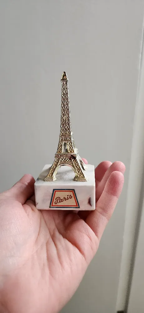 Eiffel Tower Souvenir Figurine - Paris thumbnail