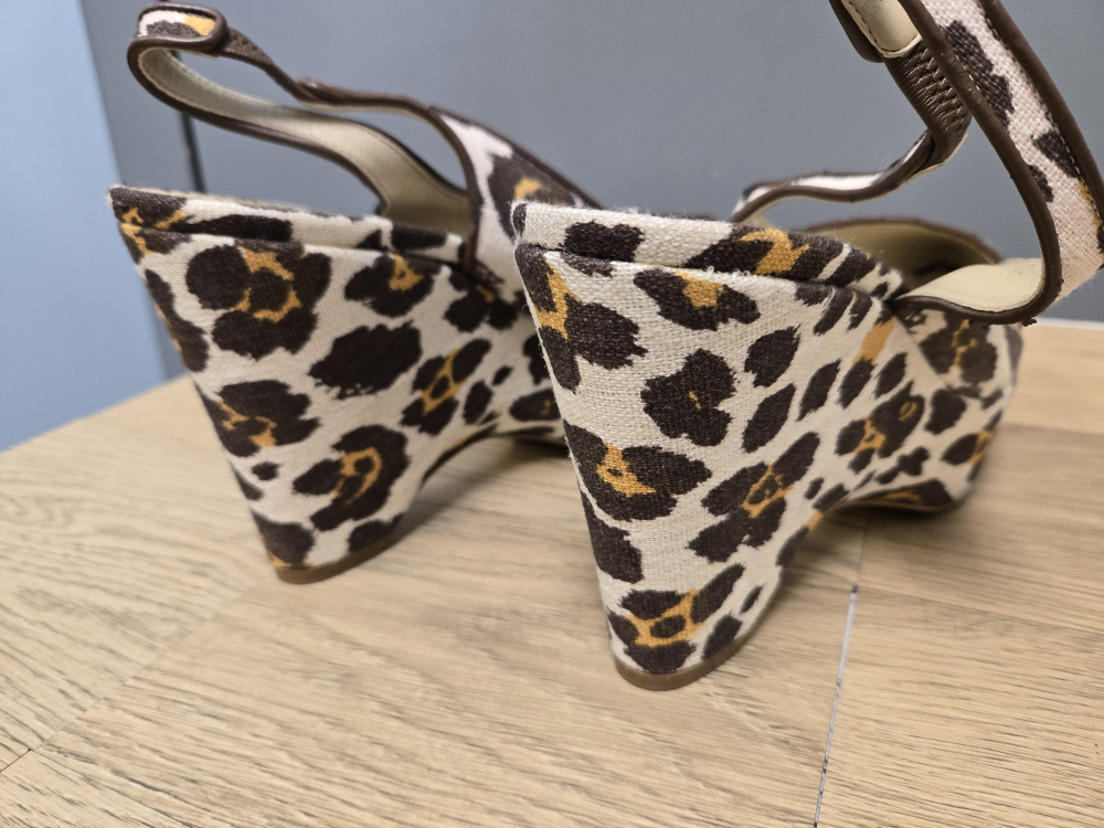 Stella McCartney Leopard Print Heels - photo 5