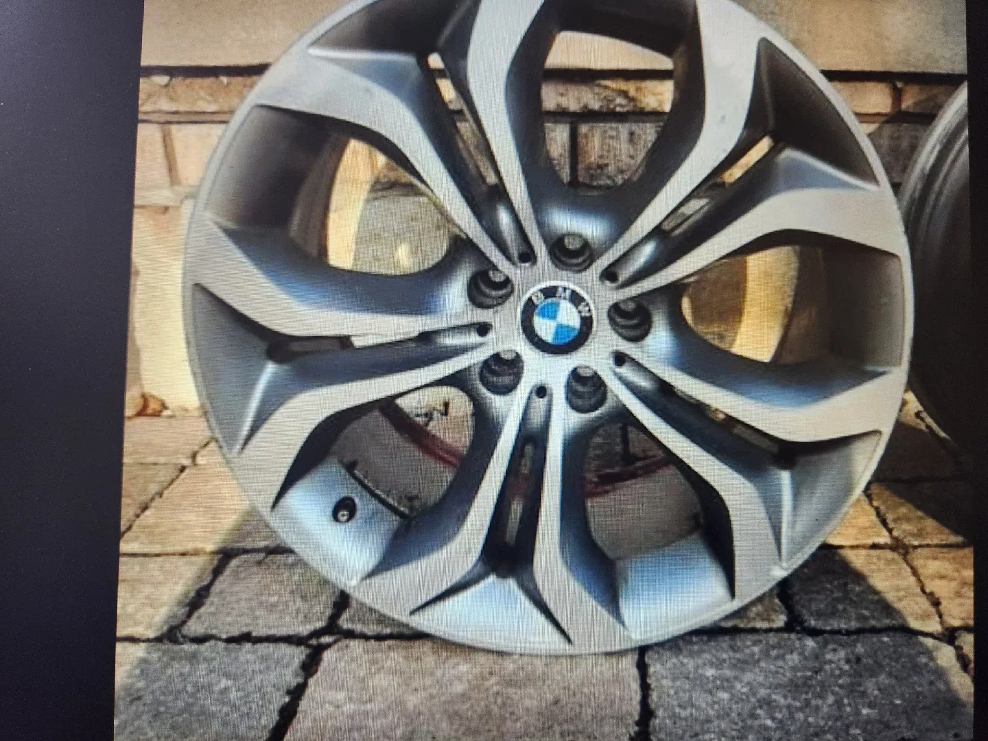 BMW Alloy Rims image indicator(5)