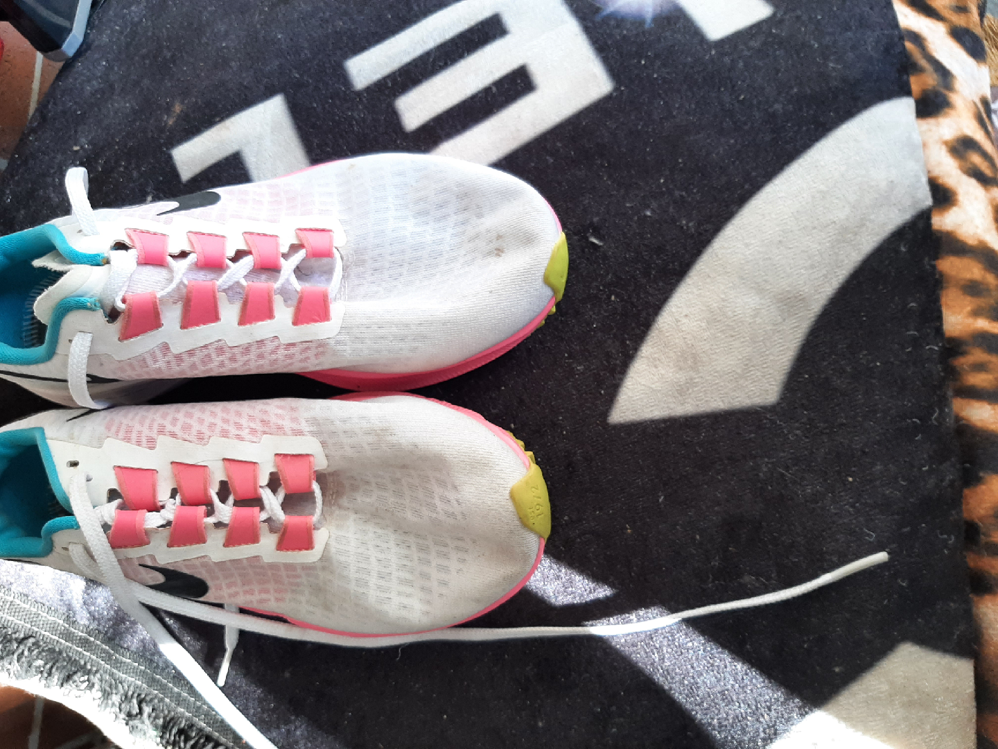 Nike Air Zoom Pegasus 37 Women's Size 9 US - photo 5
