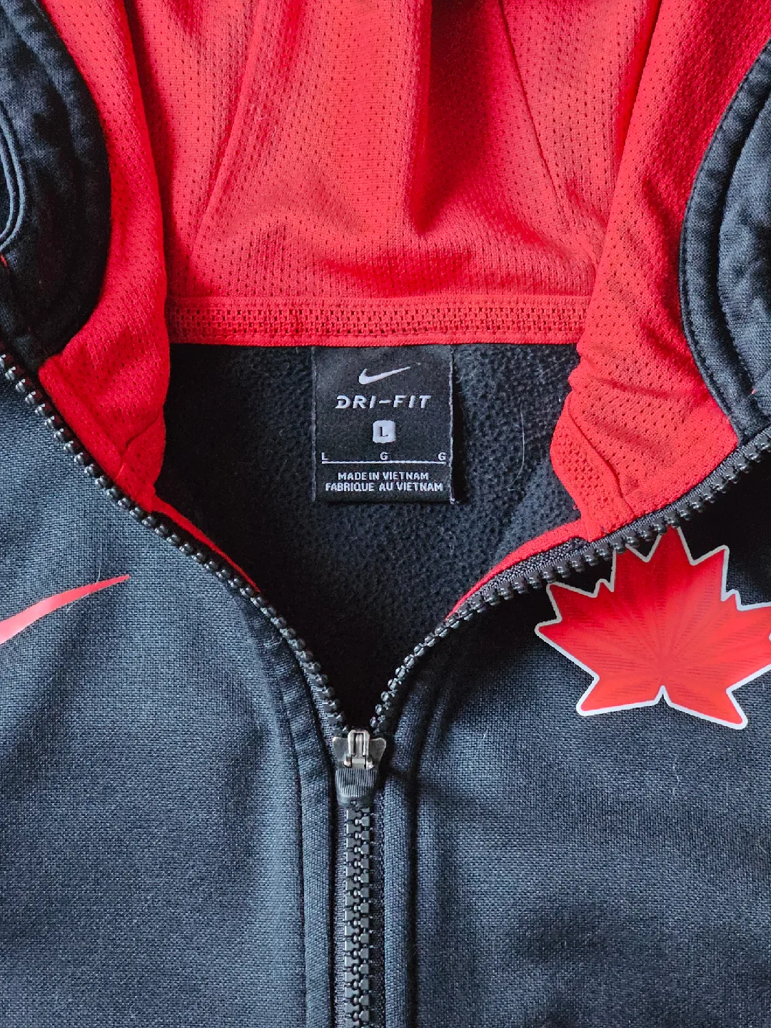Youth Size L - Nike Team Canada Dri-FIT Hoodie image indicator(2)