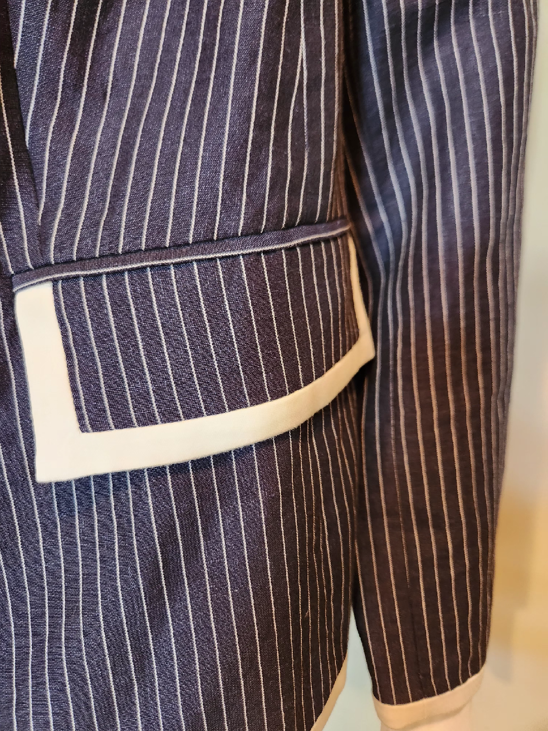 Super fun designer rowing  blazer-Navy and white linen fabric - photo 3